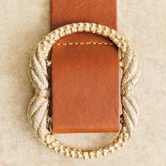 Sézane Artemis Leather Belt Brown with Gold Leaf Buckle Size 80 - Picture 2 of 5